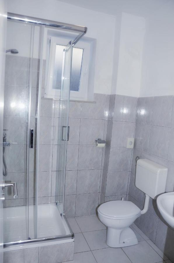 Apartman Rocan 브르사르 외부 사진