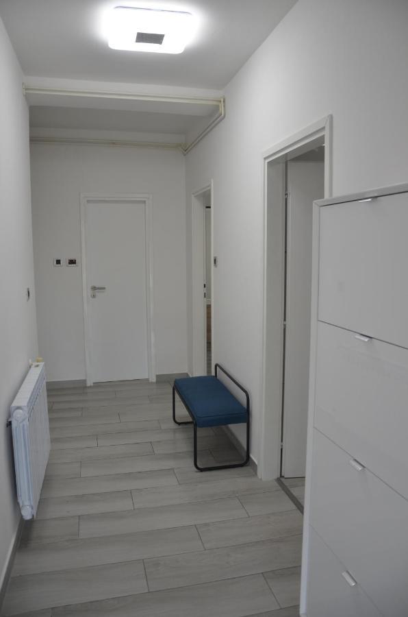 Apartman Rocan 브르사르 외부 사진