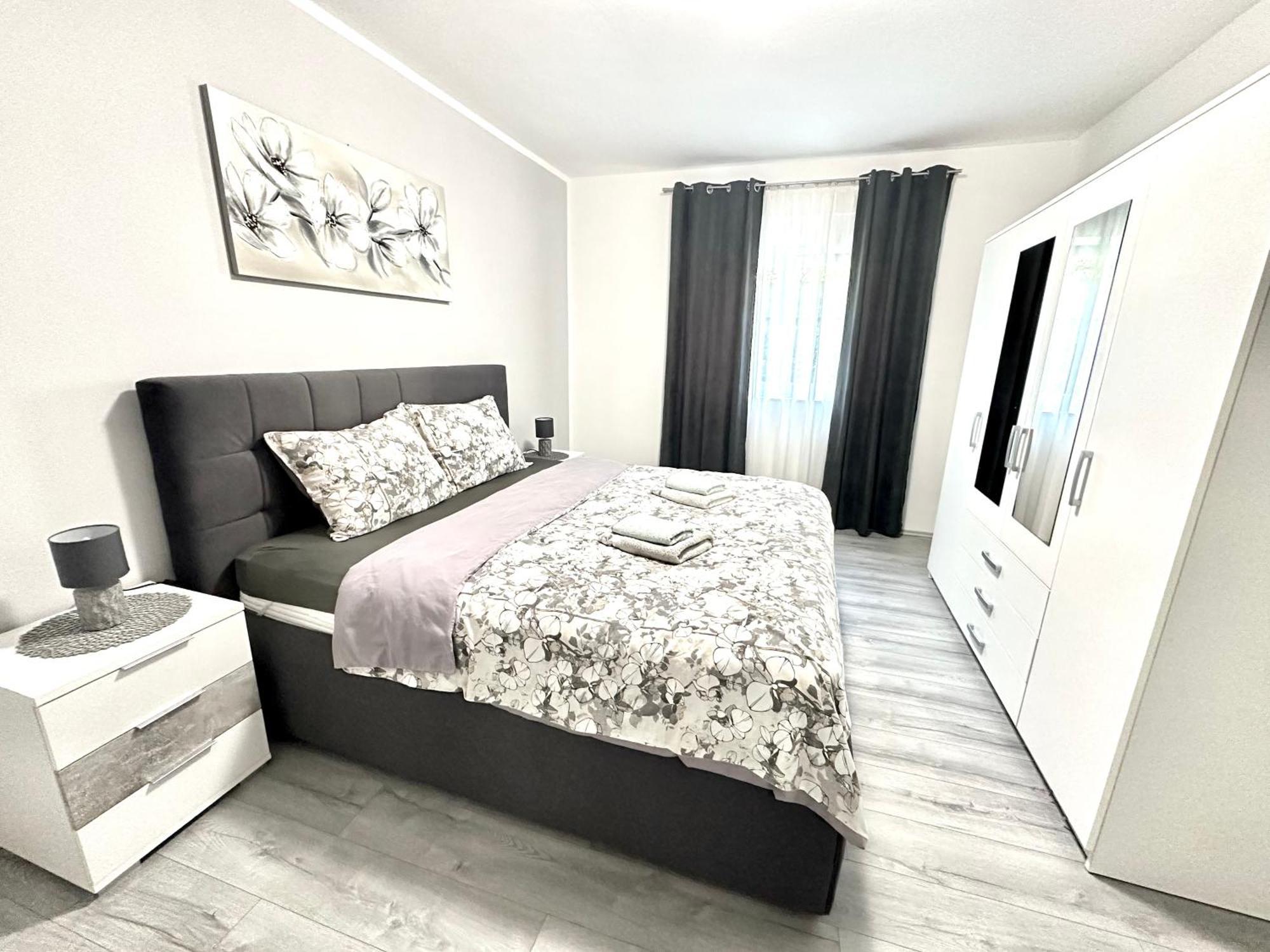 Apartman Rocan 브르사르 외부 사진